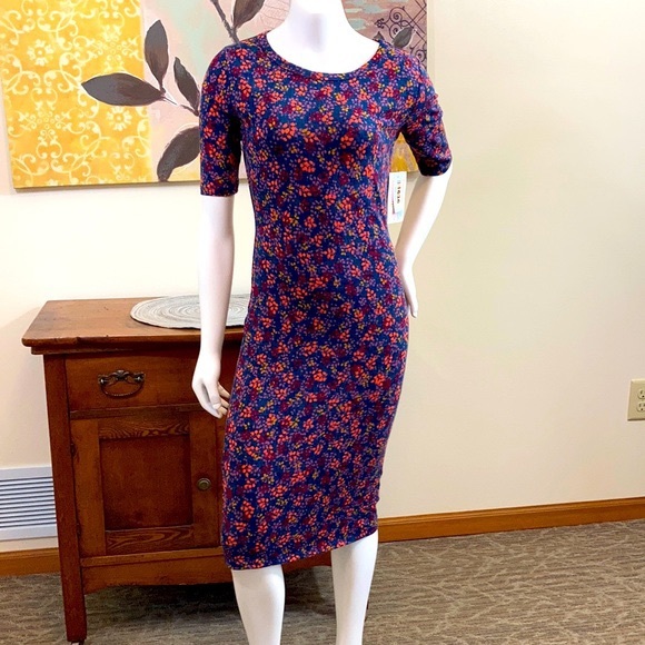 LulaRoe Julia Dress Small (S) NWT Southwestern Aztec Pattern 1/2 sleeve - Picture 10 of 11